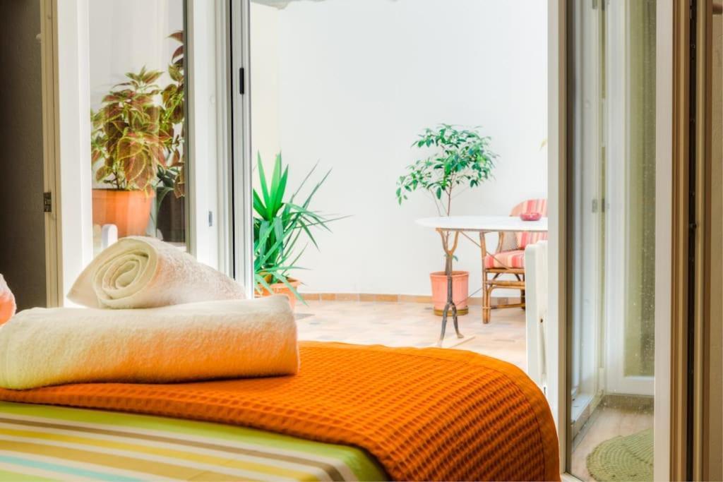 Renovated, Open And Functional Old City House Heraklion  ภายนอก รูปภาพ